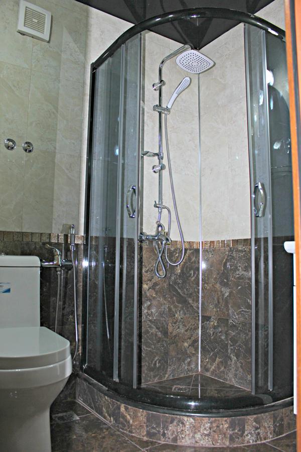 Madona'S House Apartment Batumi Exterior photo